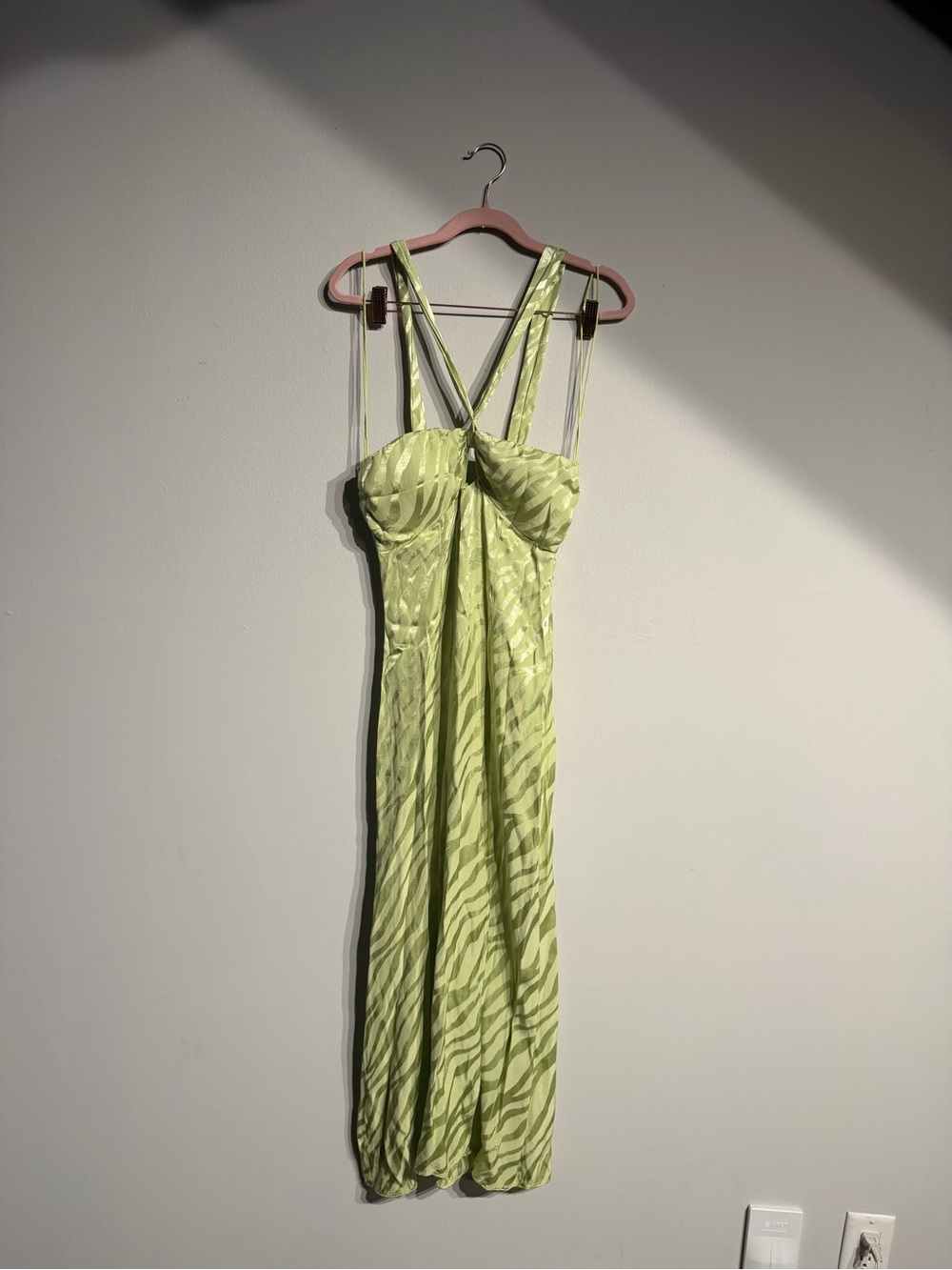 Saylor ‘Connor’ Light Green Halter Cutout Maxi Dress animal print - Picture 3 of 5
